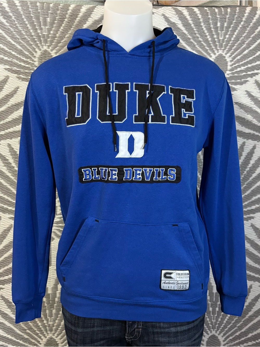 Duke Blue Devils Hoodie Mens Medium Colosseum Athletics Embroidered Sweatshirt